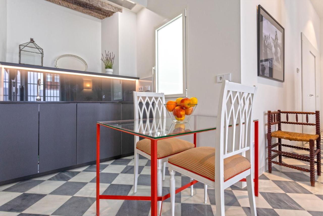 Genteel Home San Laureano إشبيلية المظهر الخارجي الصورة