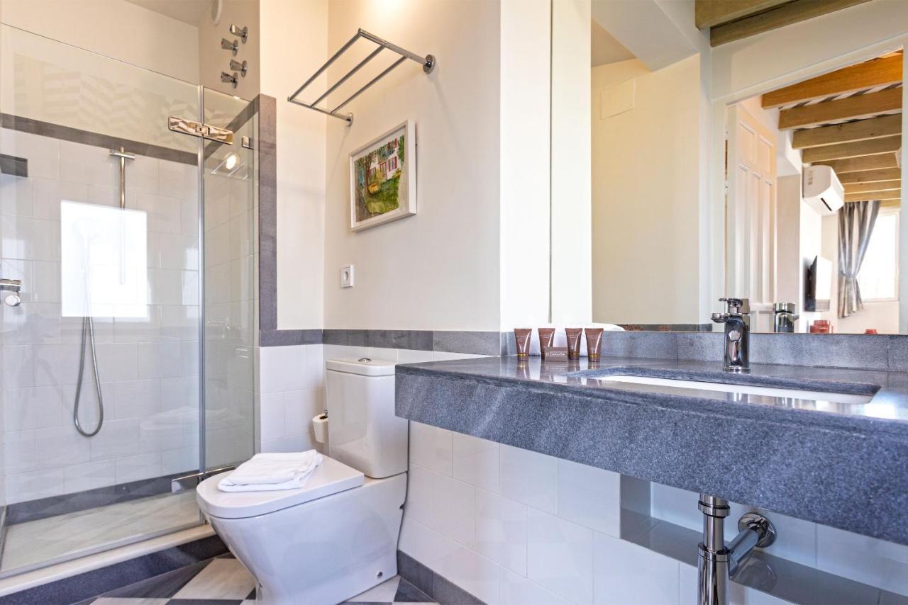 Genteel Home San Laureano إشبيلية المظهر الخارجي الصورة